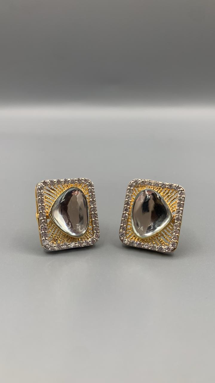 Golden Reflection Square Stud Earrings